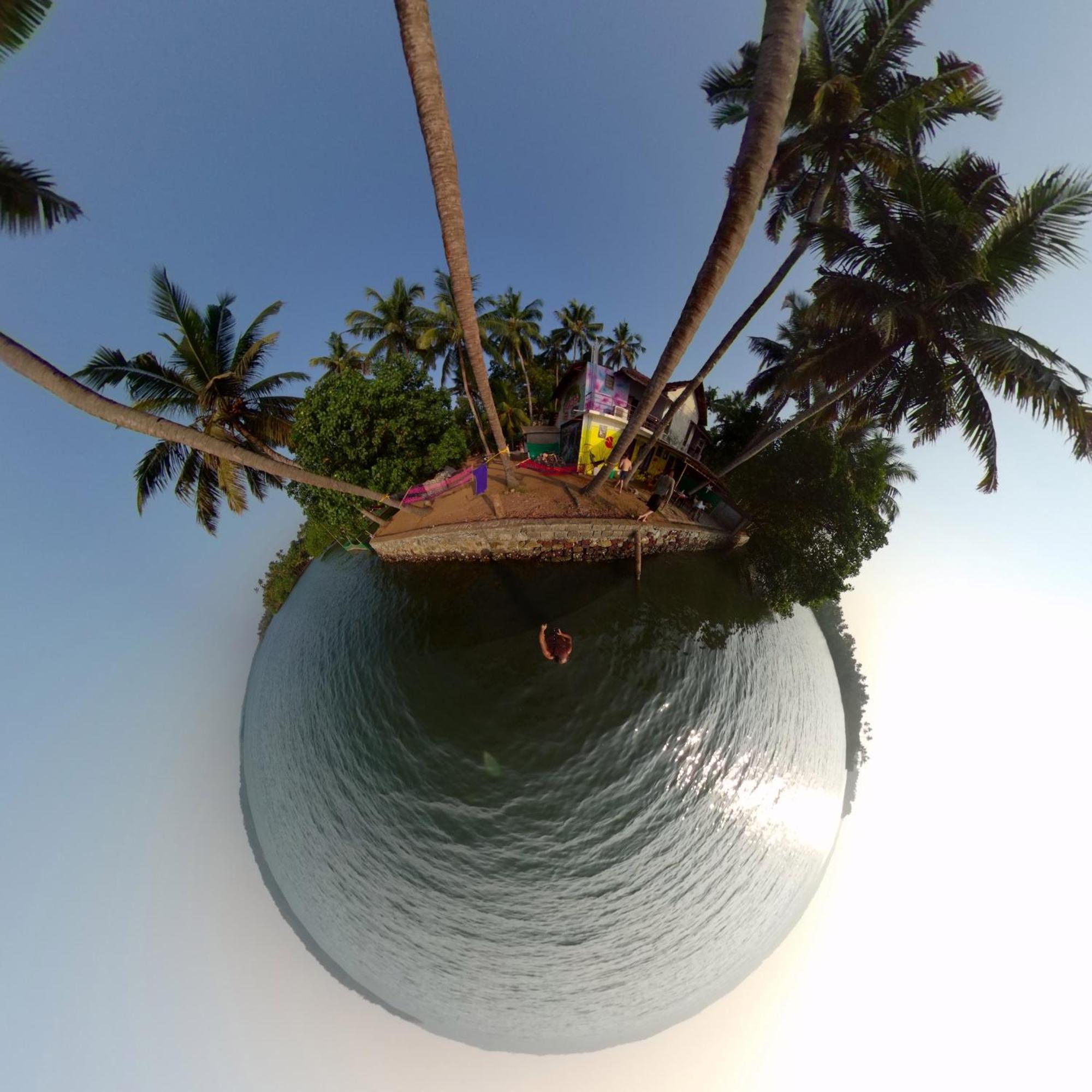 Santa Maria Hostel Munroe Island Mundrothuruth Екстер'єр фото